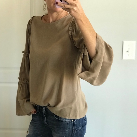Taupe Bell Sleeve Tunic Top - Picture 3 of 5